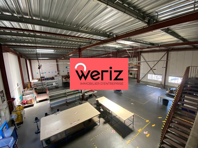 Industrial in Marseille for lease - Building Photo - Image 1 of 9