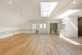 Stephendale Rd, London for lease Interior Photo- Image 2 of 5