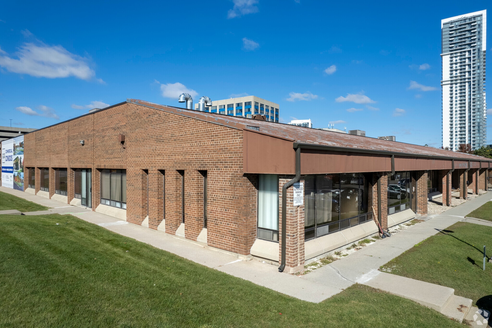 288 Consumers Rd, Toronto, ON for sale Primary Photo- Image 1 of 7