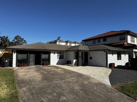 4738 W. Alabama, Houston TX - Loft