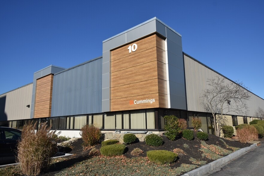 10 Commerce Way, Woburn, MA for lease - Building Photo - Image 1 of 2