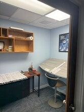 1070 E Indiantown Rd, Jupiter, FL for lease Interior Photo- Image 2 of 11