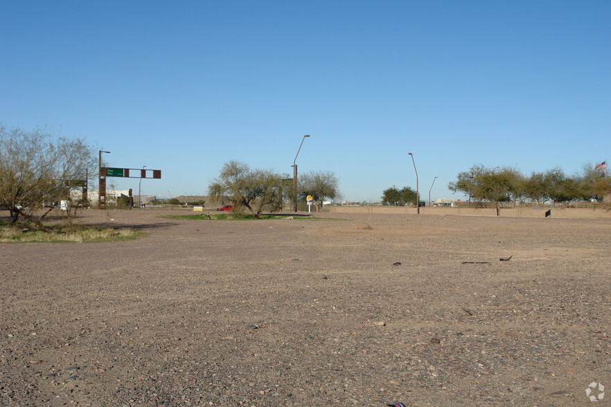 Hampton Rd, DeSoto, TX for sale - Primary Photo - Image 1 of 1