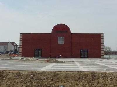 8335 Eagle Lake Dr, Evansville, IN for lease - Primary Photo - Image 1 of 1