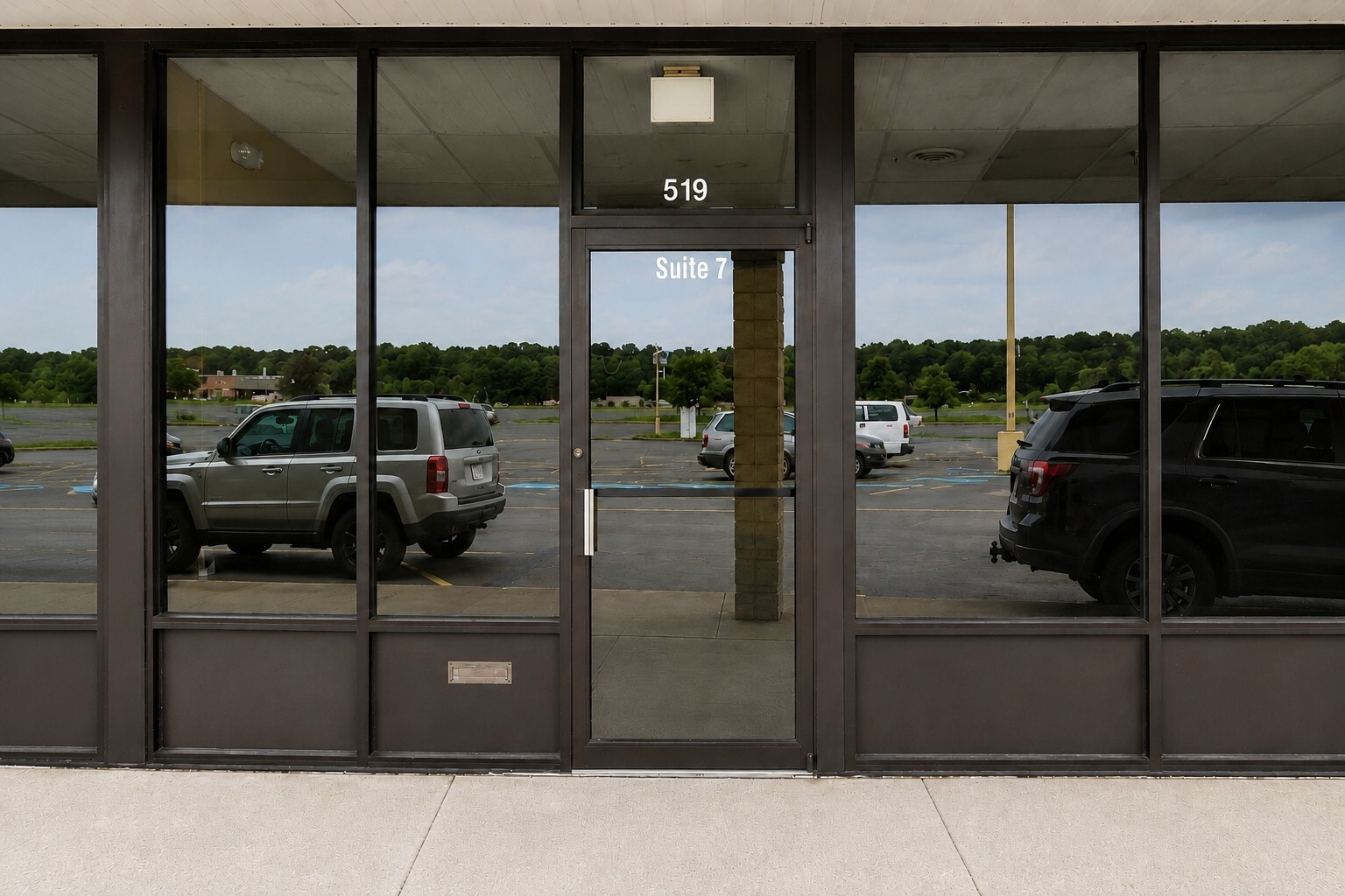 511 Linden Ave, Pocomoke City, MD for lease Interior Photo- Image 1 of 15