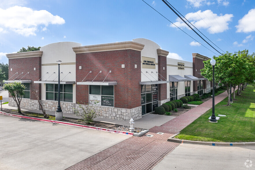 601 S Main St, Keller, TX for lease - Building Photo - Image 3 of 7