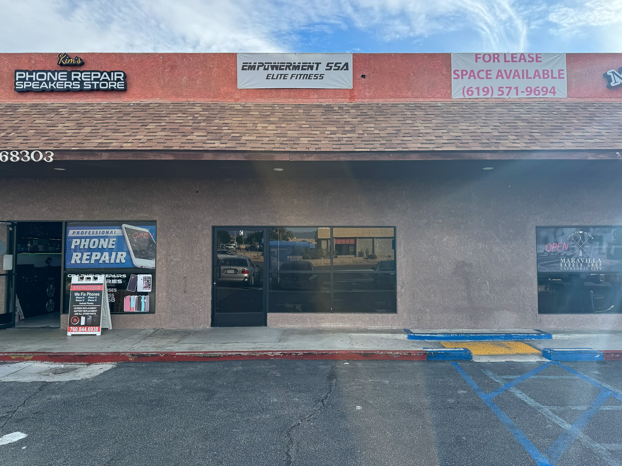 68303 E Ramon Rd, Cathedral City, CA for lease Building Photo- Image 1 of 11
