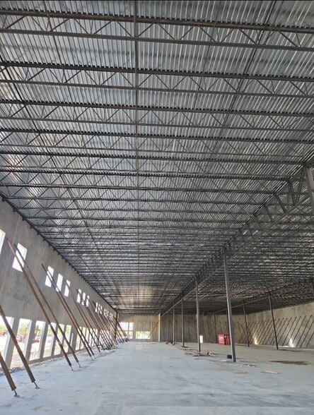 8008 Sam Houston Pkwy S, Houston, TX for lease - Building Photo - Image 3 of 13