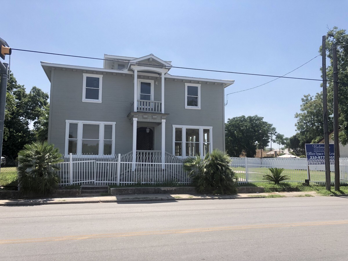 812 S Hackberry St, San Antonio, TX 78203