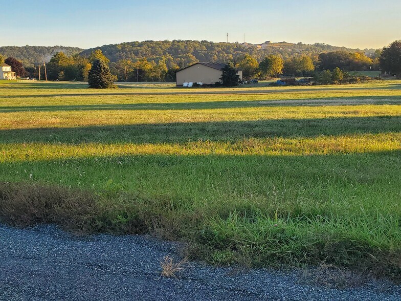 College, Kutztown, PA for sale - Building Photo - Image 2 of 16