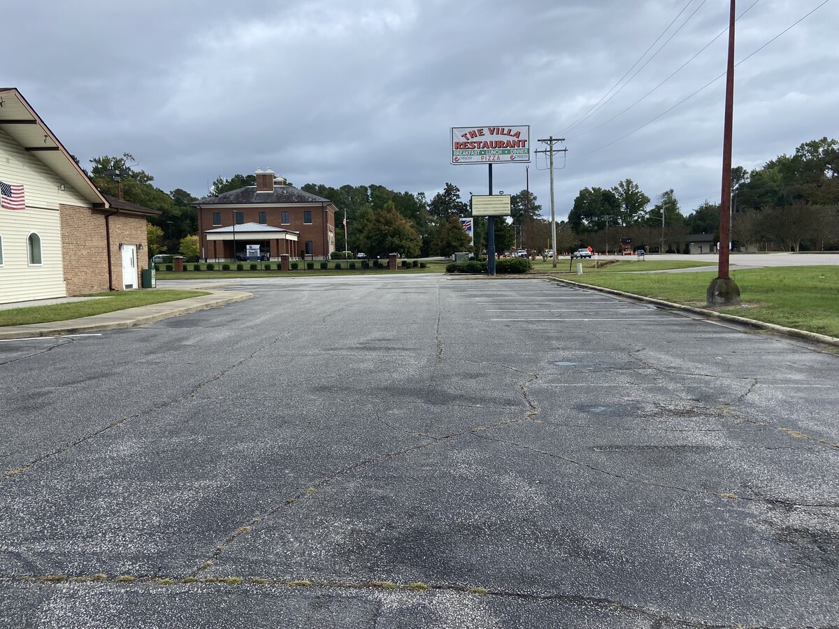 846 Halstead Blvd, Elizabeth City, NC 27909