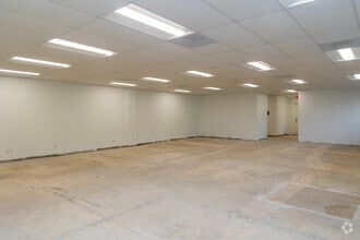 5100 Reagan Dr, Charlotte, NC for lease Interior Photo- Image 2 of 9