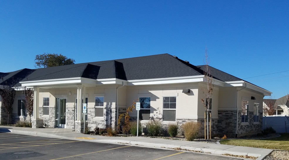 321 N County Blvd, American Fork, UT for lease - Building Photo - Image 3 of 21