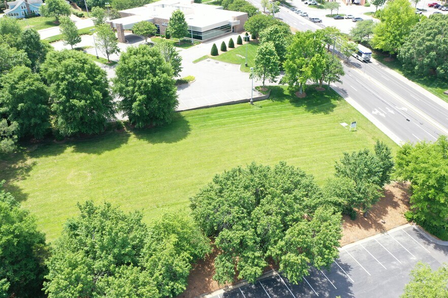 01 Lake Concord Rd NE, Concord, NC for sale - Building Photo - Image 3 of 10