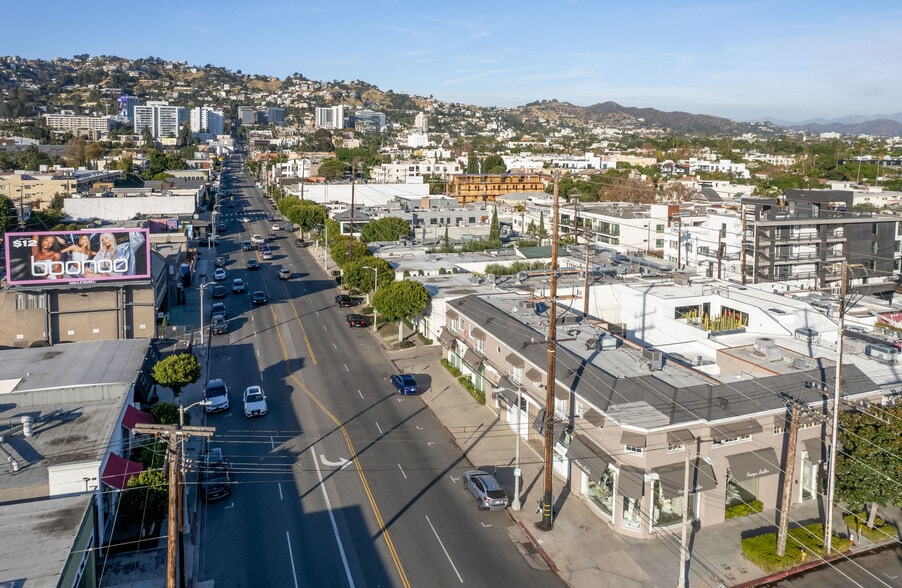 706-708 N La Cienega Blvd, West Hollywood, CA for lease - Building Photo - Image 3 of 3