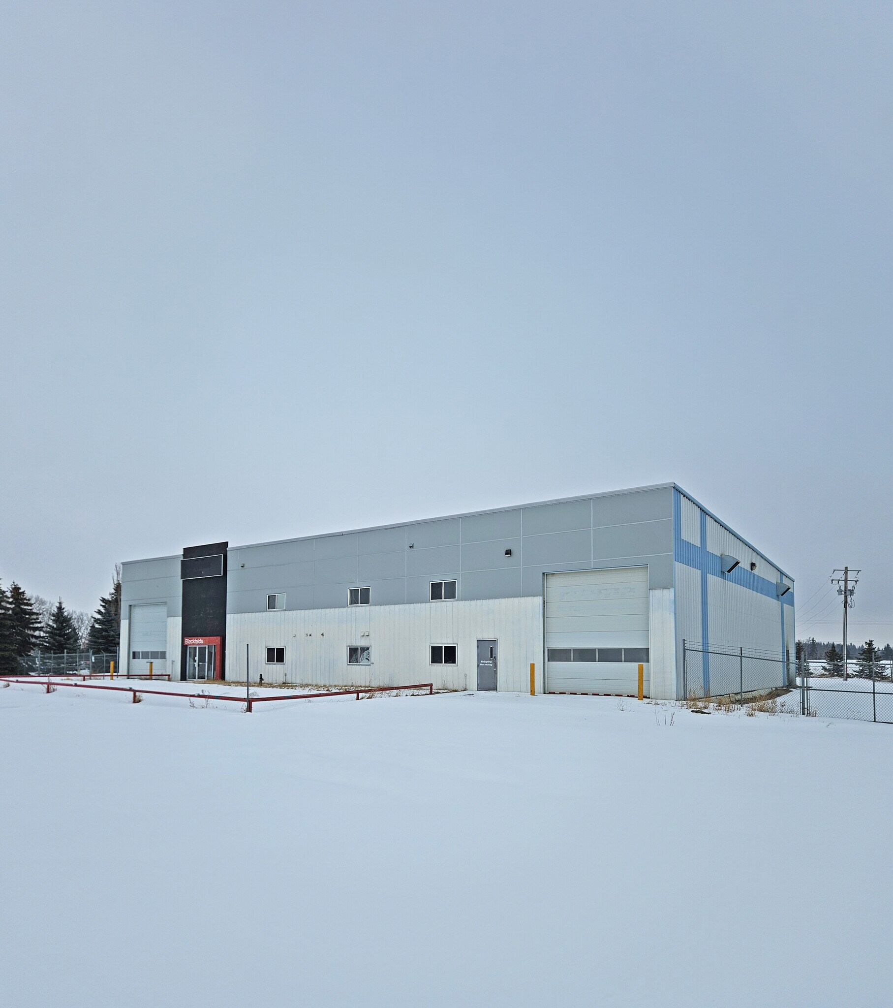 27123-9 Hwy 597, Blackfalds, AB for lease Building Photo- Image 1 of 8