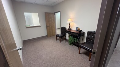 2402 Wildwood Ave, North Little Rock, AR for lease Interior Photo- Image 1 of 5