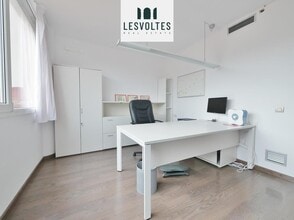Office in Palafrugell, Gerona for lease Interior Photo- Image 1 of 8