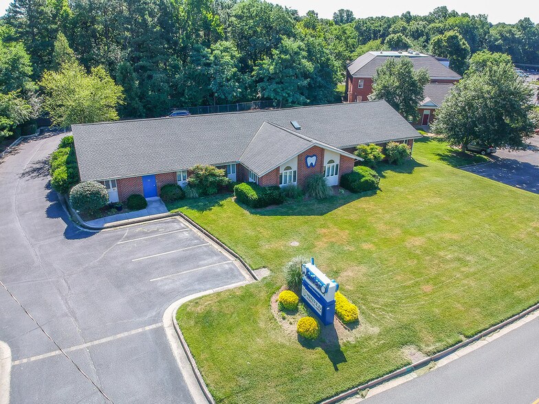 12205 Gayton Rd, Richmond, VA 23238