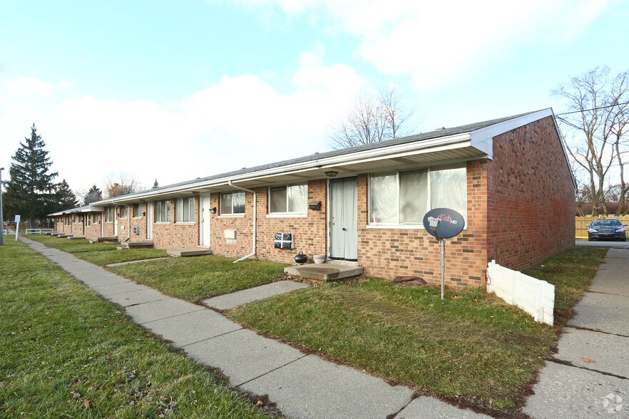 3807 Lippincott Blvd, Flint, MI for sale - Primary Photo - Image 1 of 1