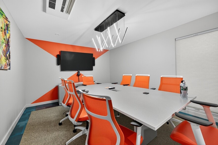 11 Abrams Rd, Central Valley, NY for sale - Building Photo - Image 3 of 53