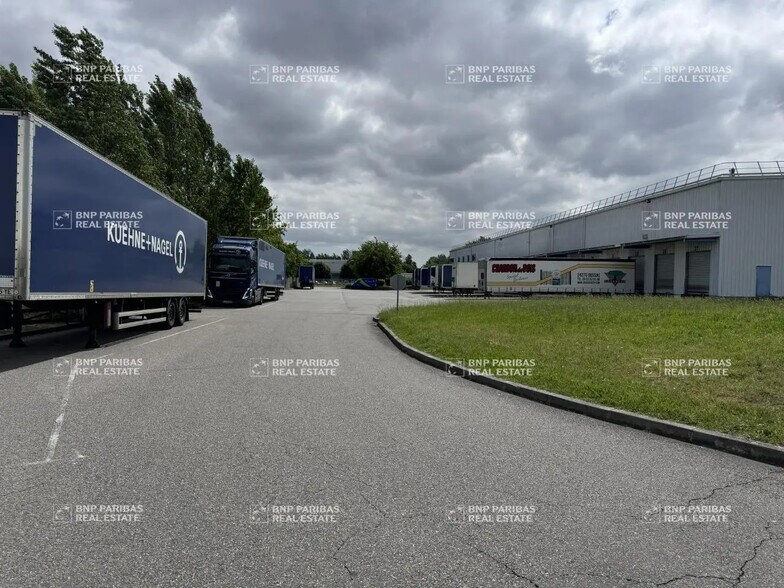 Flex in Bruguières for lease - Building Photo - Image 2 of 18