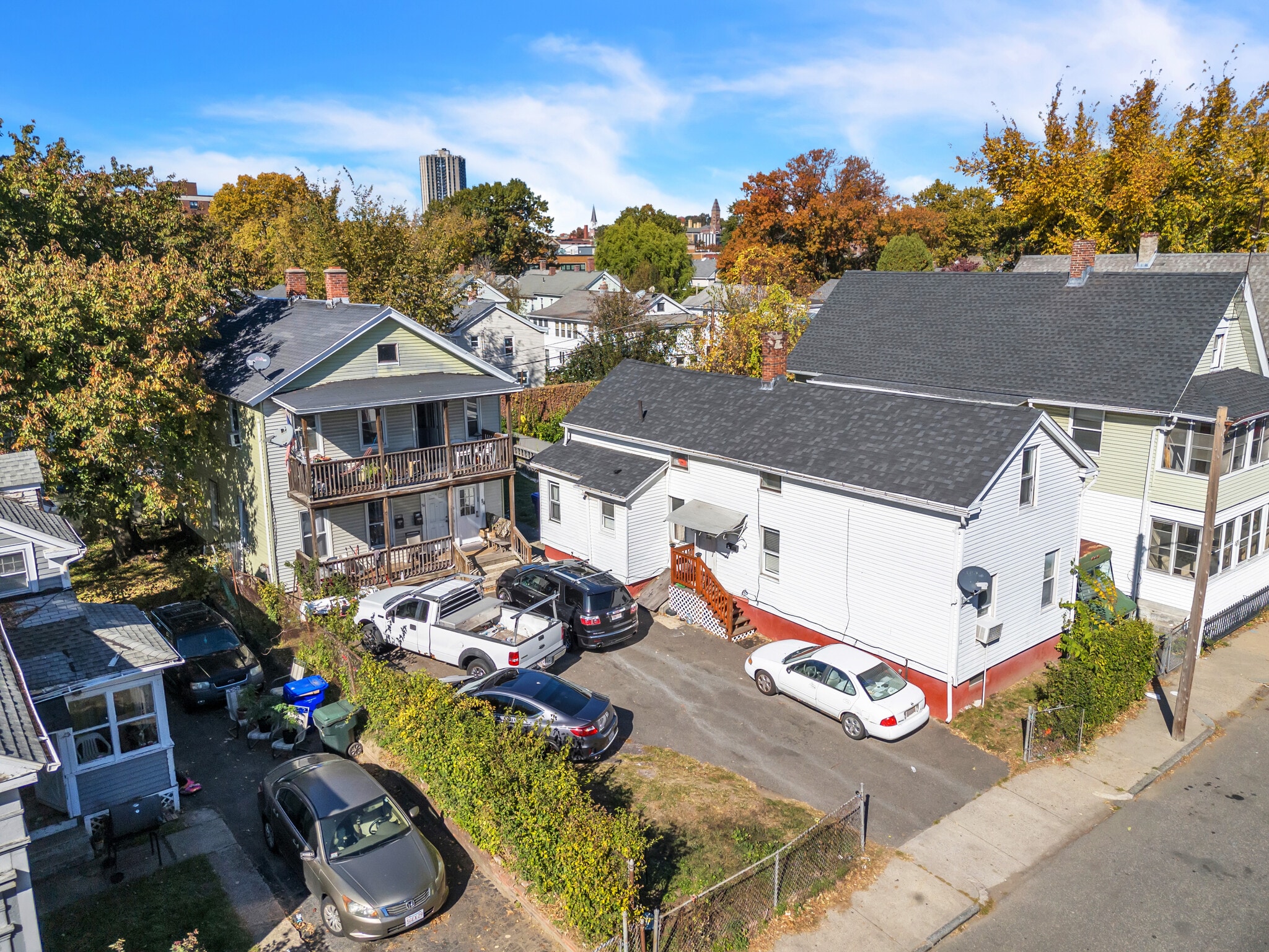 54 Loring St, Springfield, MA for sale Primary Photo- Image 1 of 1