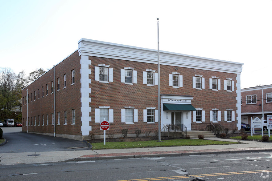 69 East Ave, Norwalk, CT for lease - Primary Photo - Image 1 of 21