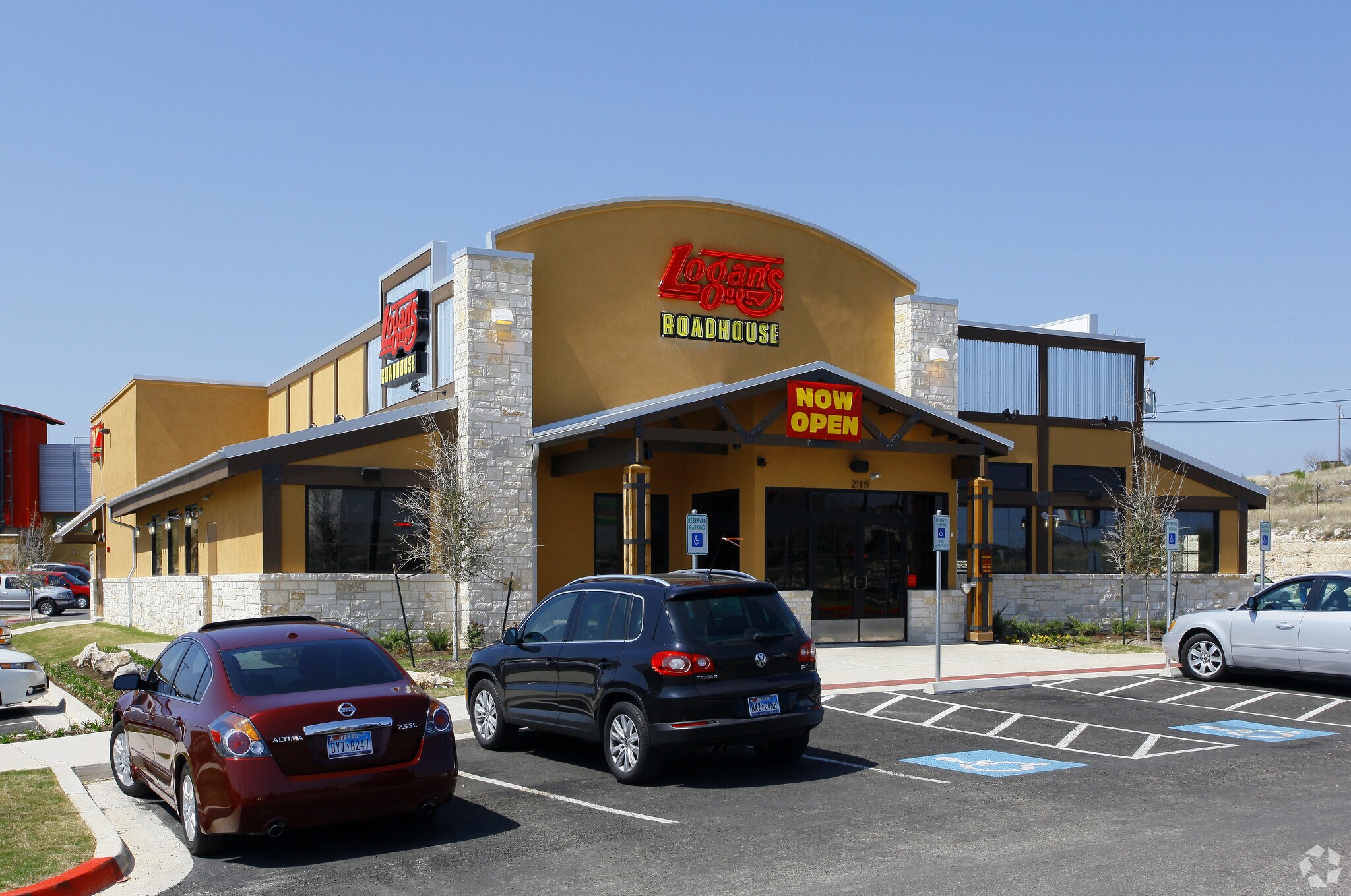 21119 Hwy 281 N, San Antonio, TX for sale Primary Photo- Image 1 of 1