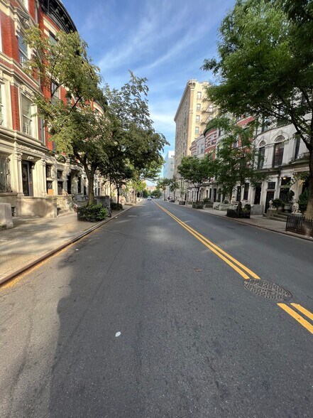 469 W 141st St, New York, NY for sale - Building Photo - Image 3 of 9