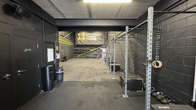 70 Malham Rd, London for lease Interior Photo- Image 2 of 7