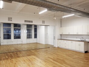 19-21 W 36th St, New York, NY for lease Interior Photo- Image 1 of 7
