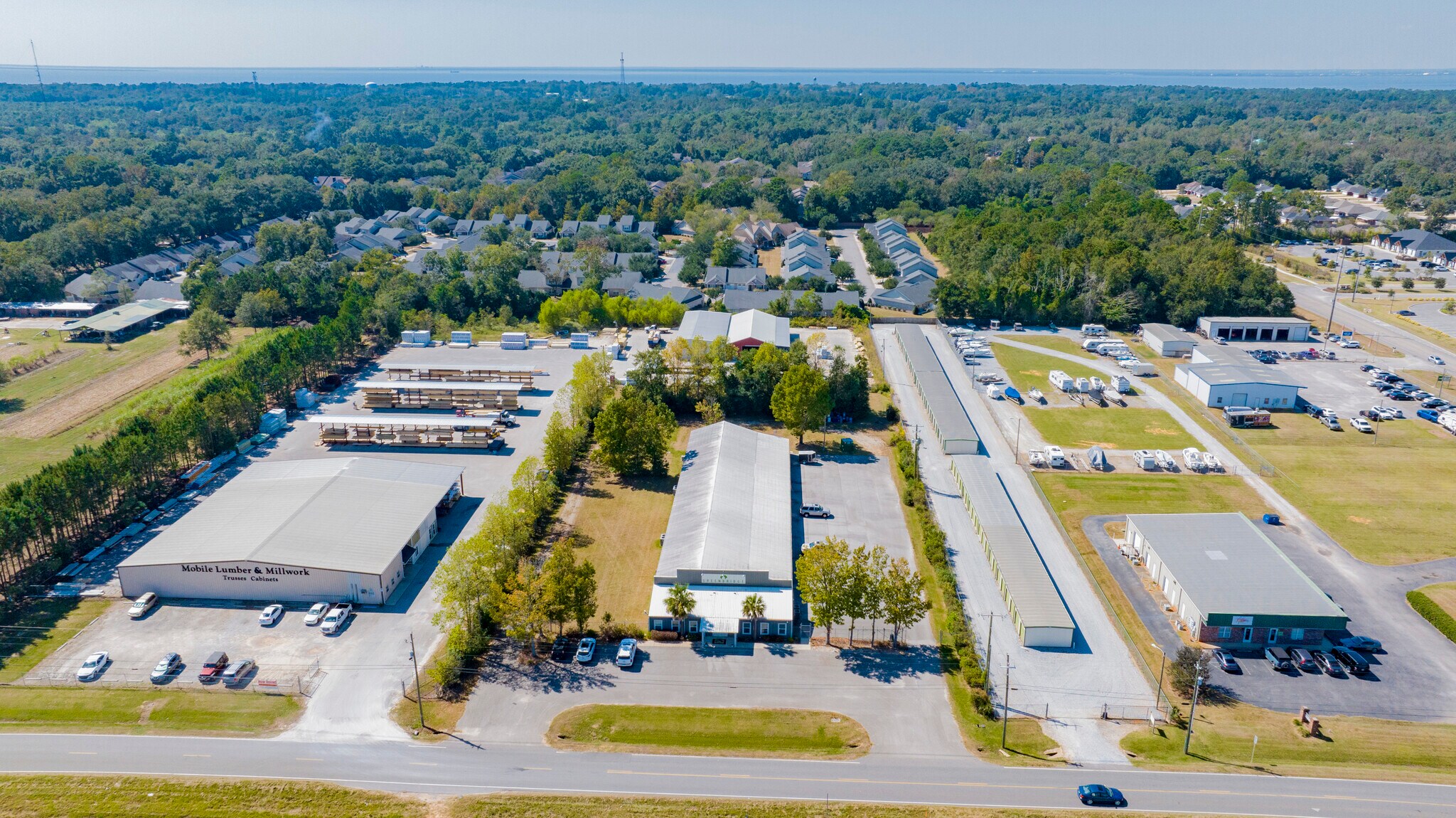 25883 Friendship Rd, Daphne, AL 36526 13,420 SF Partial Furnished Off/Warehouse