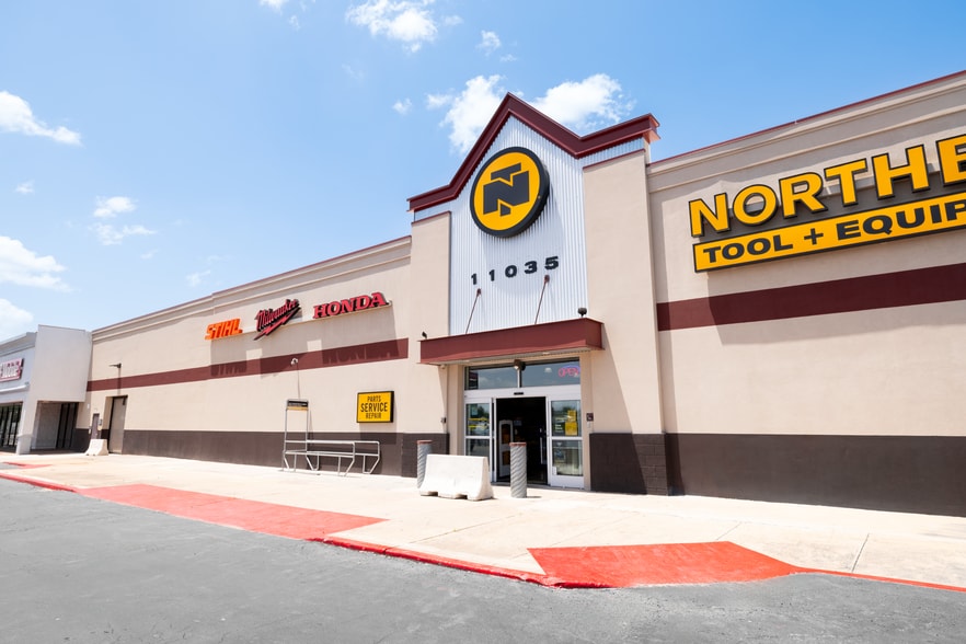 10907-11095 East Fwy, Houston, TX for lease - Building Photo - Image 3 of 7