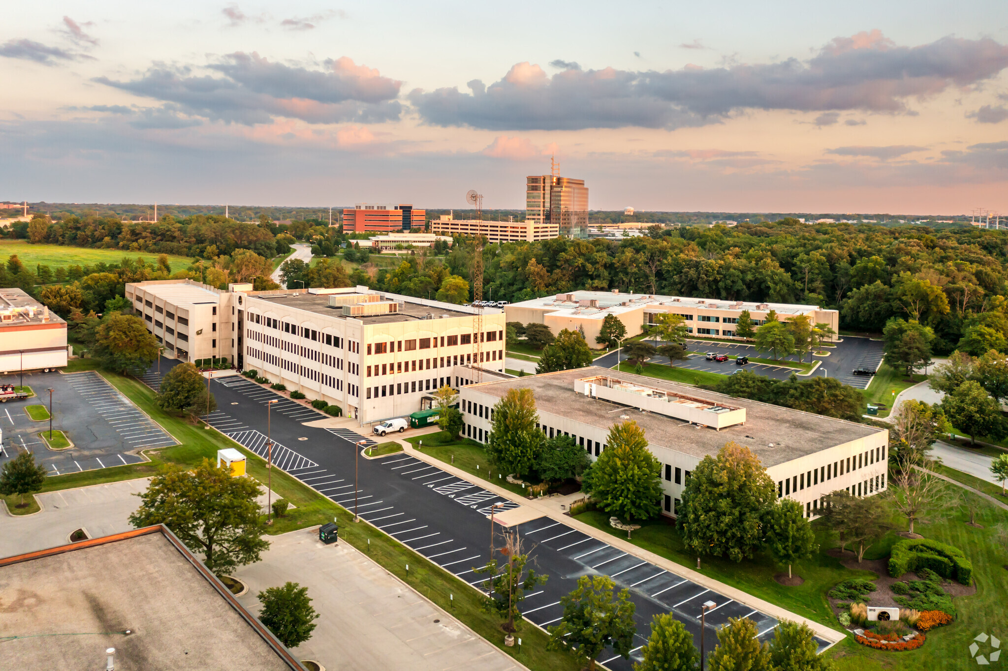 3113 Woodcreek Dr, Downers Grove, IL for sale Building Photo- Image 1 of 1