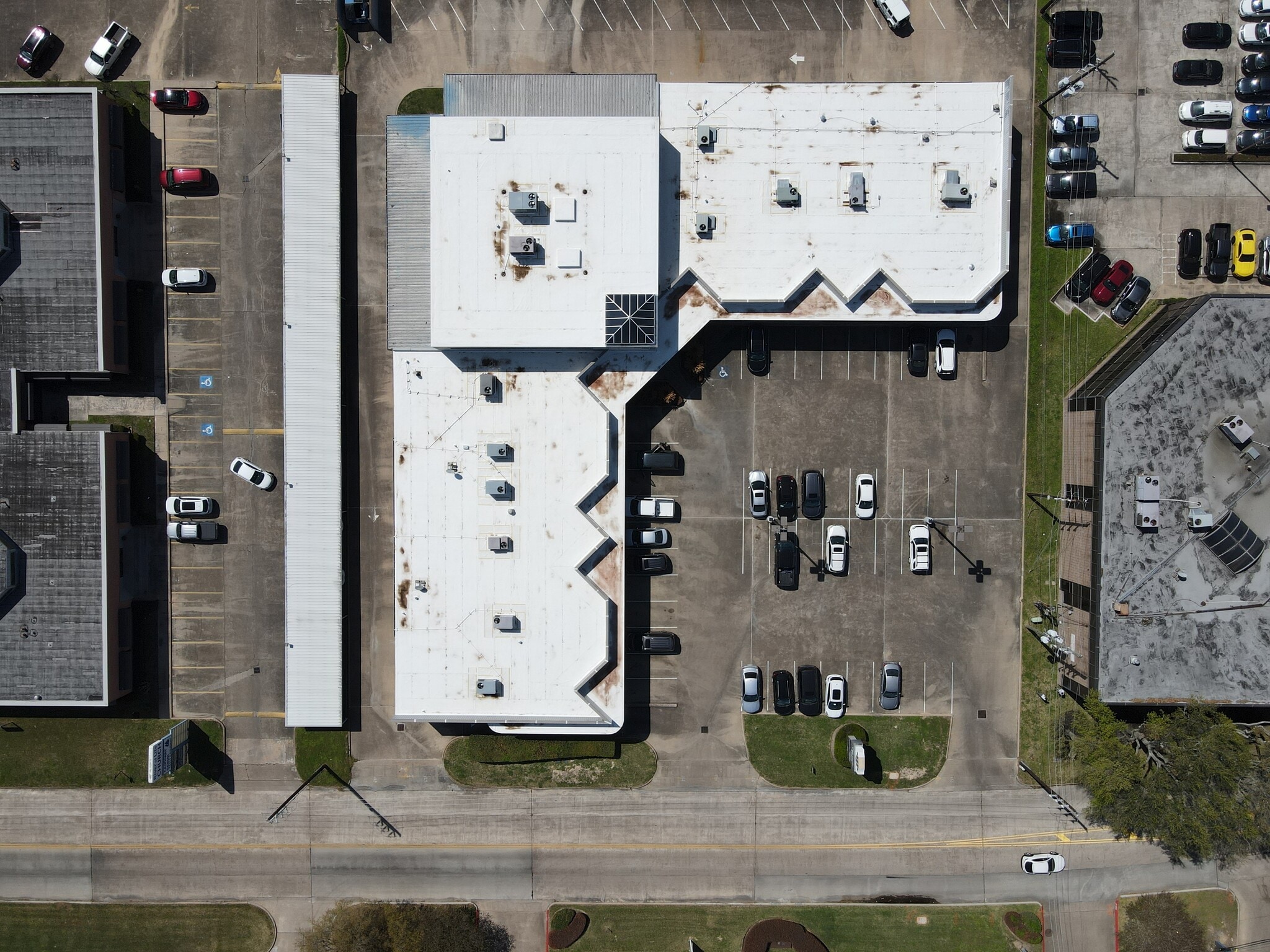 16125 Cairnway Dr, Houston, TX for lease Building Photo- Image 1 of 3