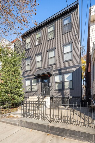 More details for 304 Ege Ave, Jersey City, NJ - Multifamily for Sale