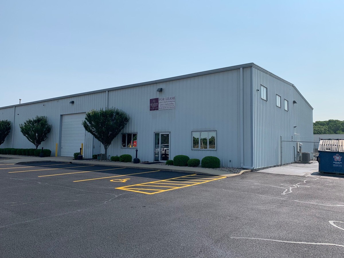 1355 Aberdeen St, Terre Haute, IN 47804