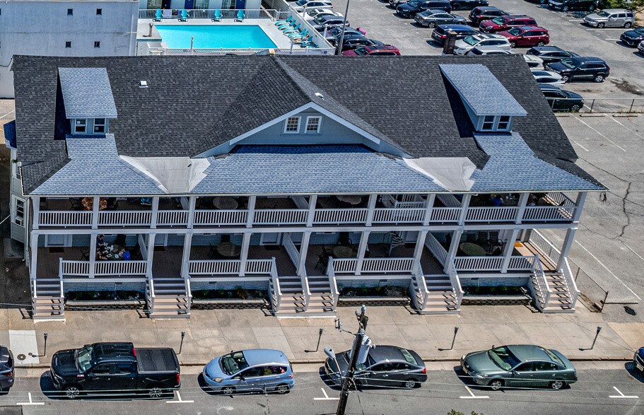 819 Moorlyn Ter, Ocean City, NJ 08226