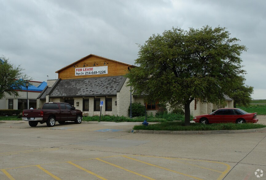 2625 Old Denton Rd, Carrollton, TX for sale - Primary Photo - Image 1 of 1
