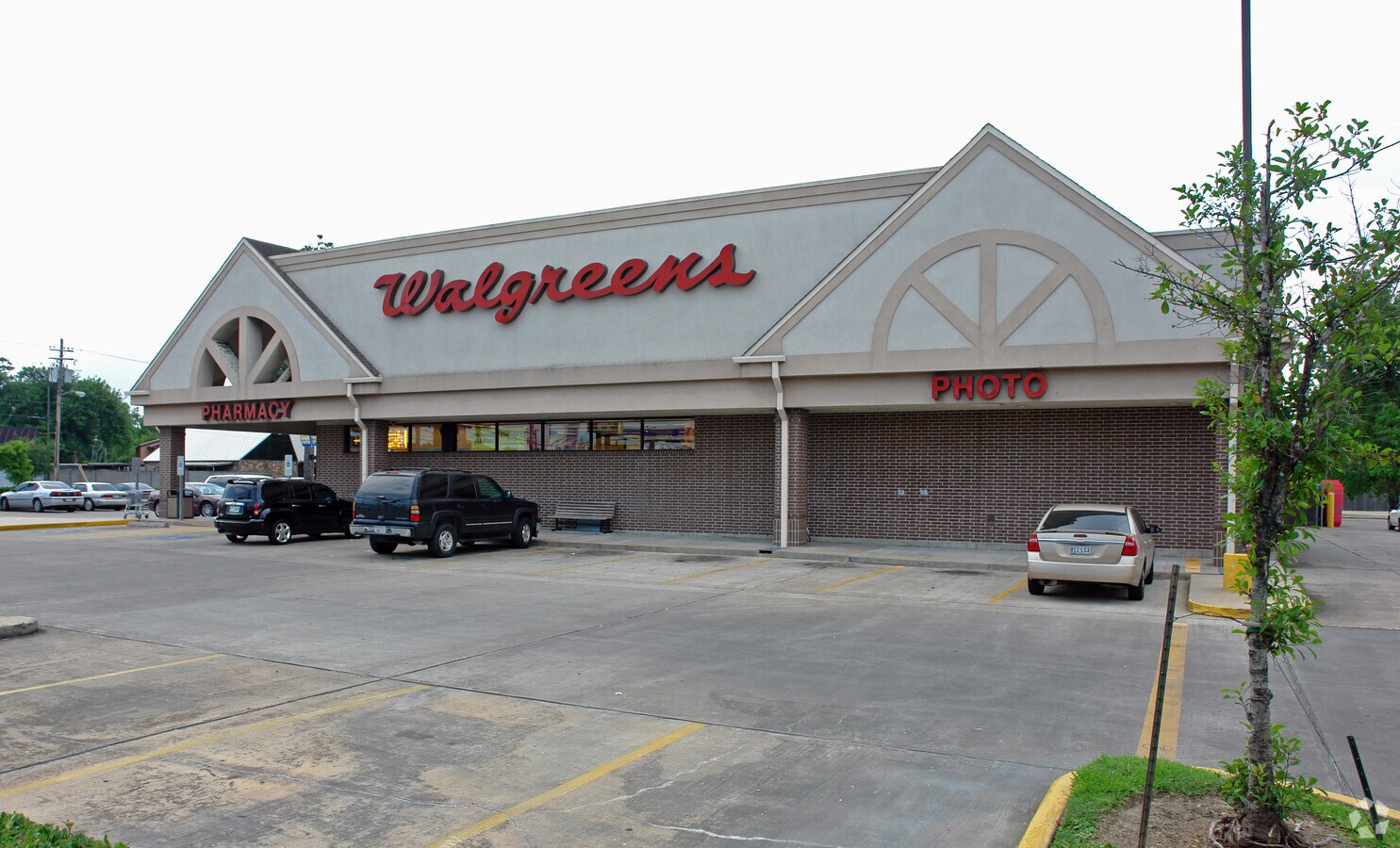 3990 E Lucas Dr, Beaumont, TX 77708