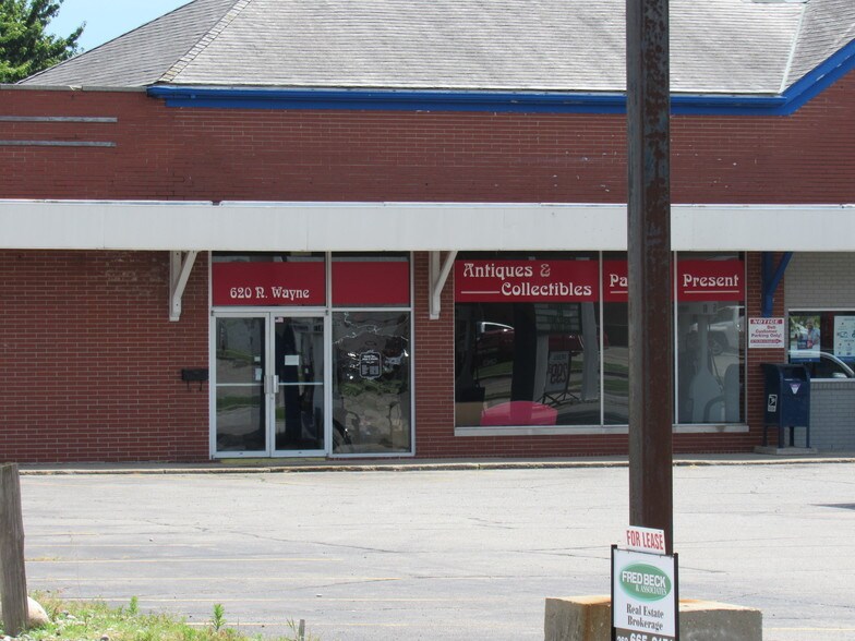 620 N Wayne St, Angola, IN for sale - Primary Photo - Image 1 of 1