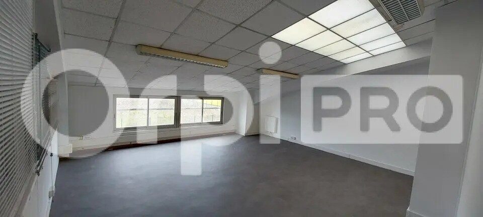 Flex in Nogent-Sur-Oise for lease Building Photo- Image 1 of 5