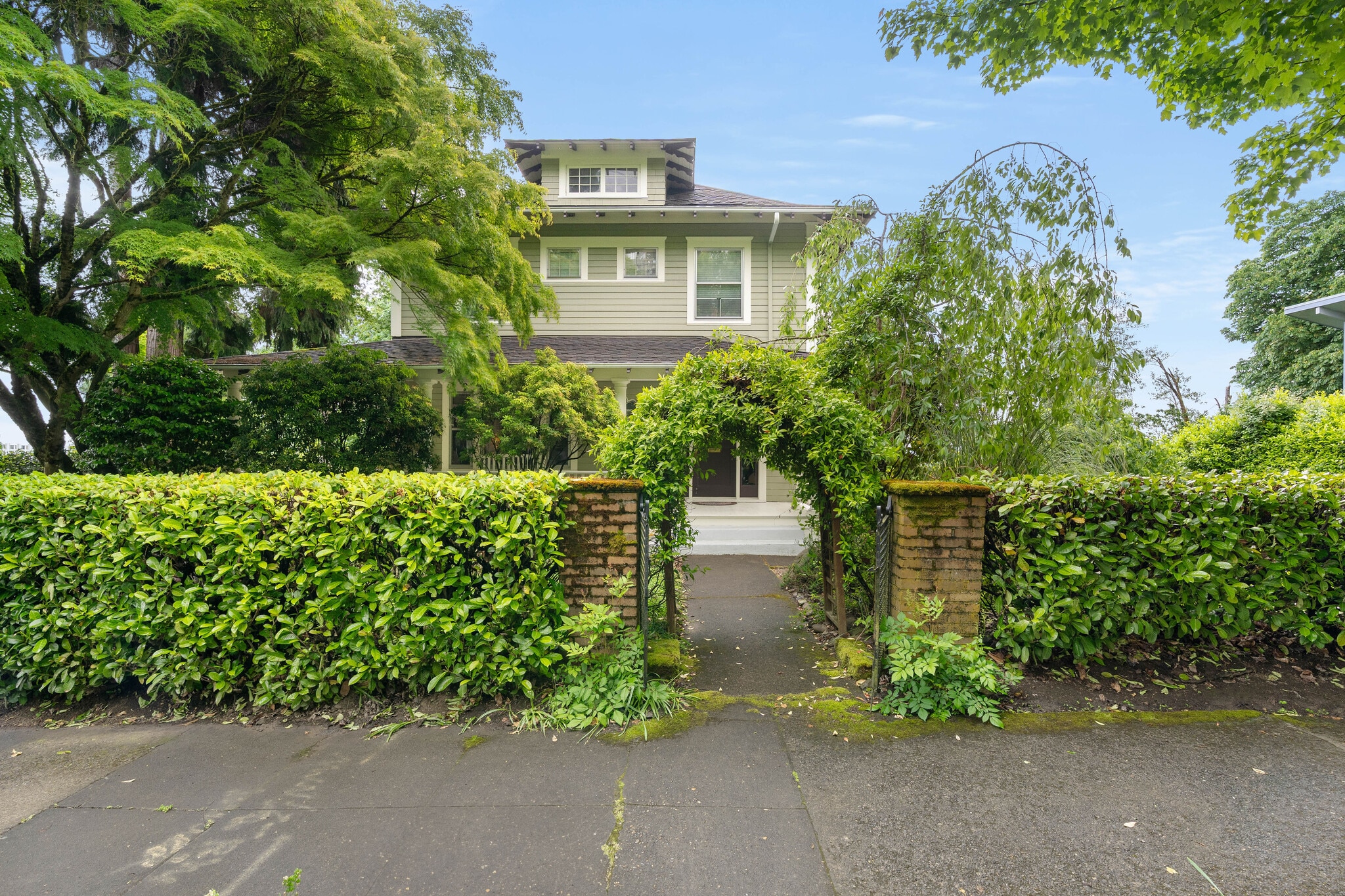 3906 SW Kelly Ave, Portland, OR for sale Building Photo- Image 1 of 20