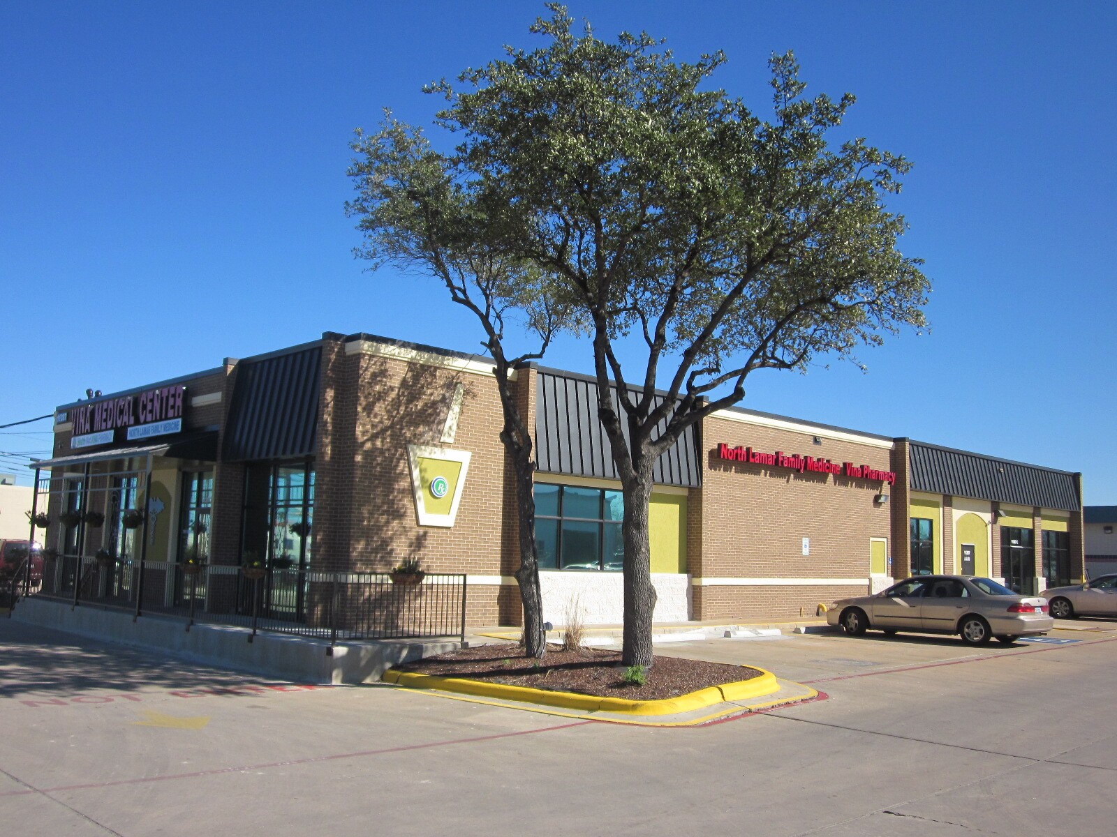 11207 N Lamar Blvd, Austin, TX for sale Primary Photo- Image 1 of 1