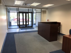 941 Pottstown Pike, Chester Springs, PA for lease Lobby- Image 1 of 13