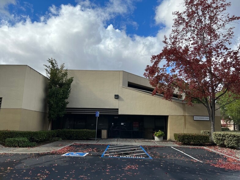 2270 N 1st St, San Jose, CA for lease - Building Photo - Image 3 of 16