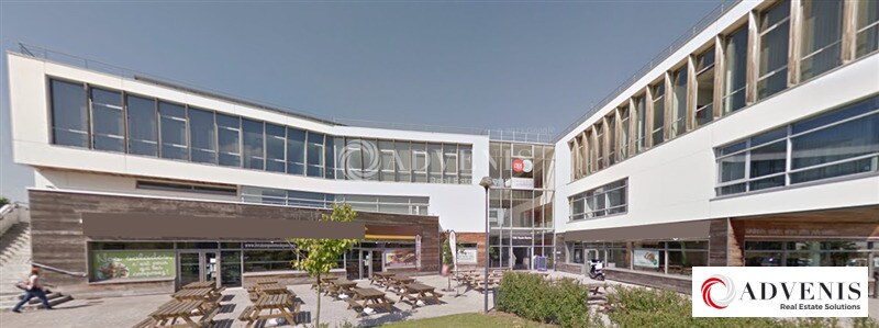 Retail in VILLENEUVE-D'ASCQ for lease Building Photo- Image 1 of 4
