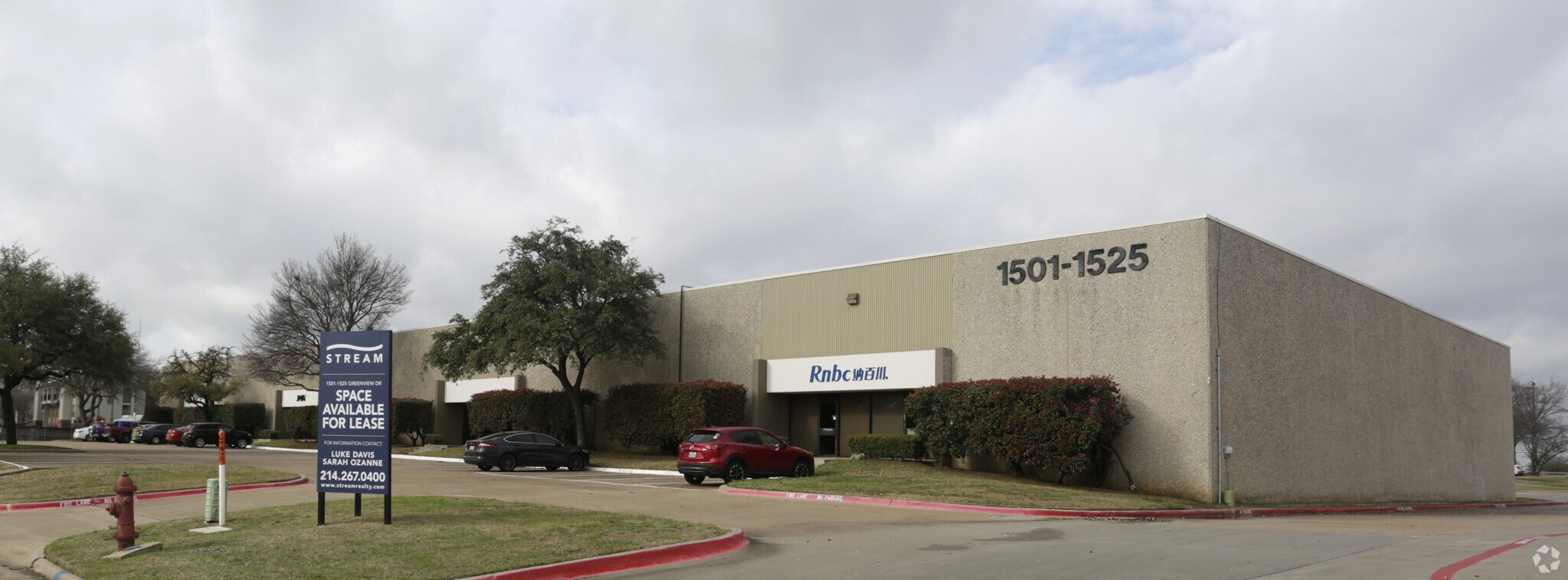1501-1525 Greenview Dr, Grand Prairie, TX for lease Primary Photo- Image 1 of 14
