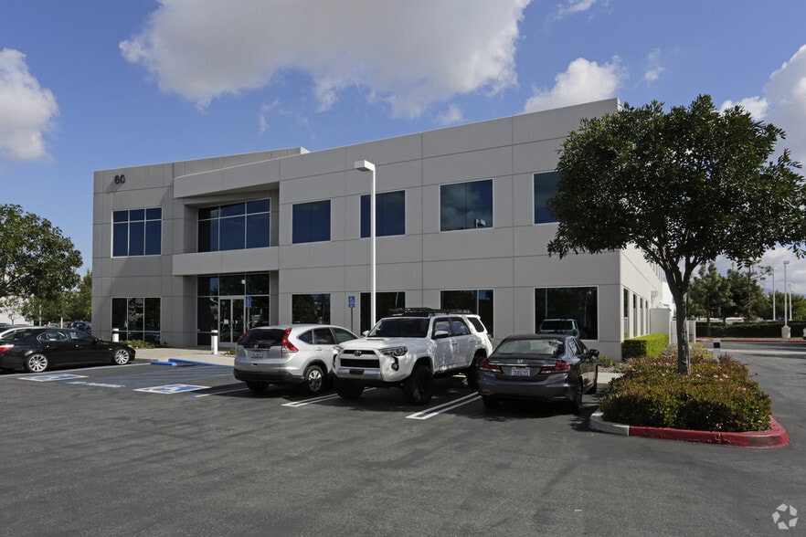 60 Bunsen, Irvine, CA for lease - Building Photo - Image 1 of 17